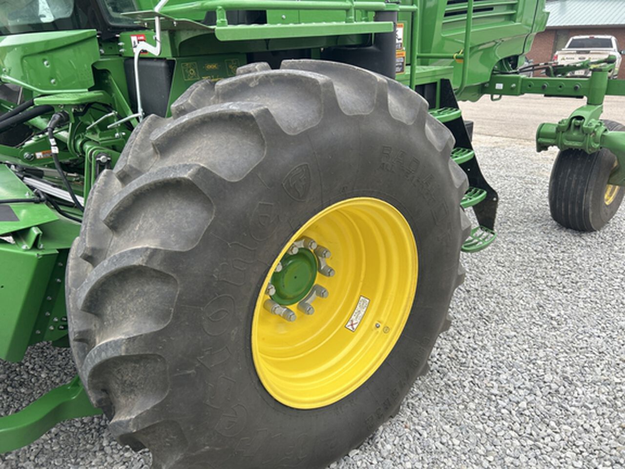 2025 W235R - 442127,  image number 21