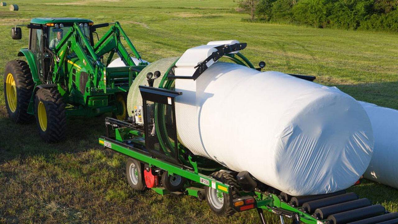 LW12 Series In-Line Bale Wrapper,  image number 0