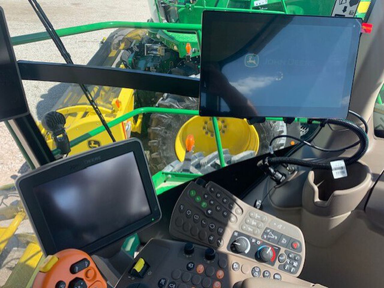 2025 9700 - 442107,  image number 5