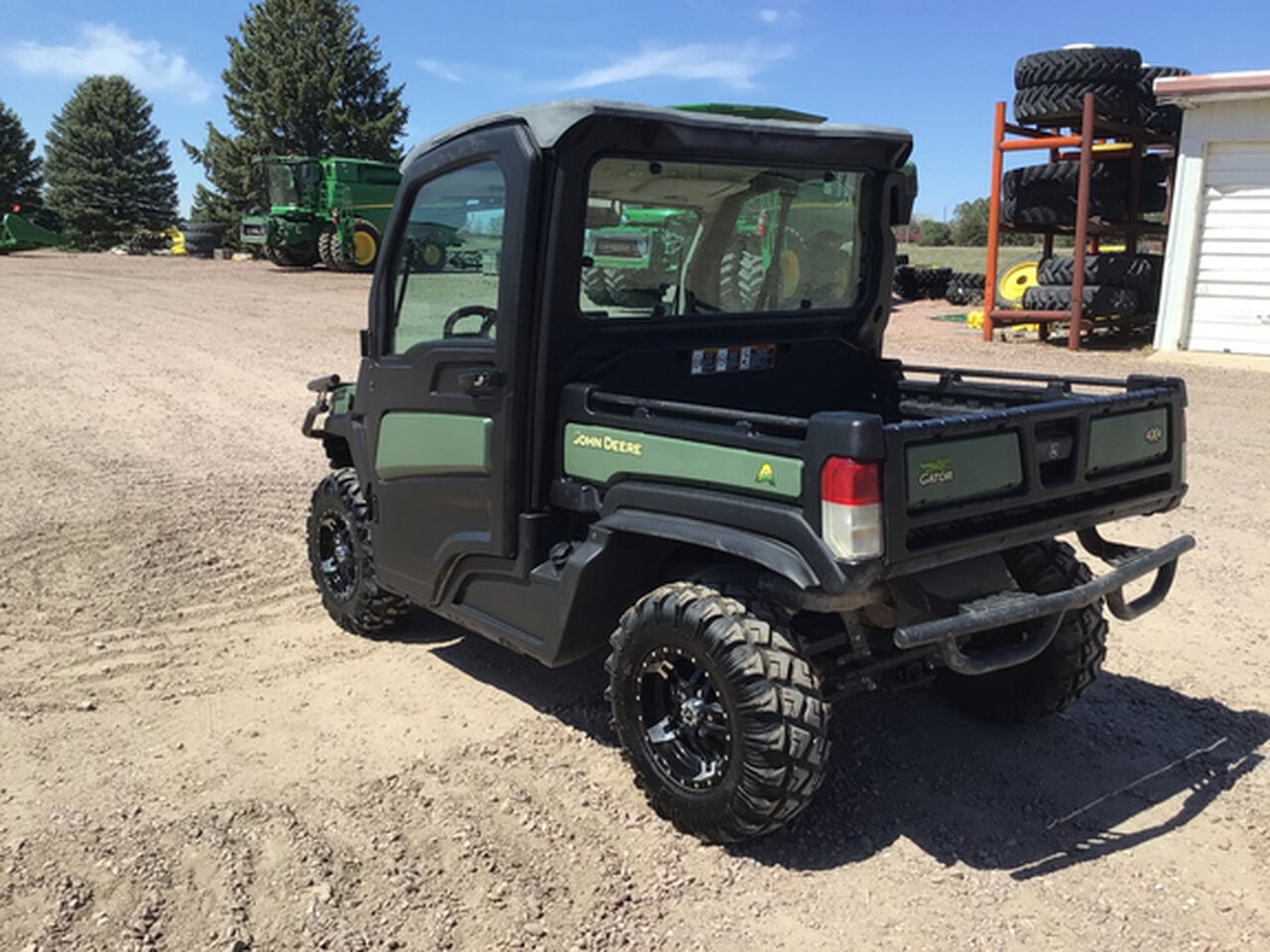 2019 XUV 835R - 438769,  image number 3