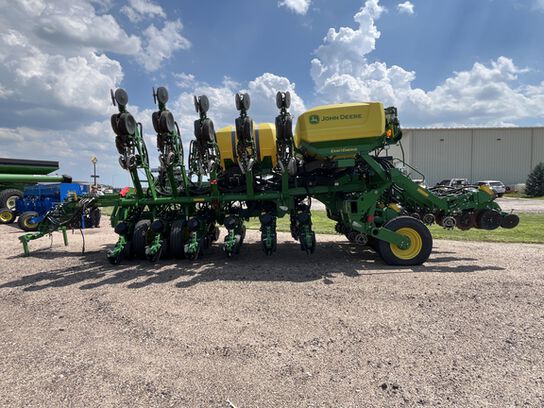 2023 1795 - 433950,  image number 7