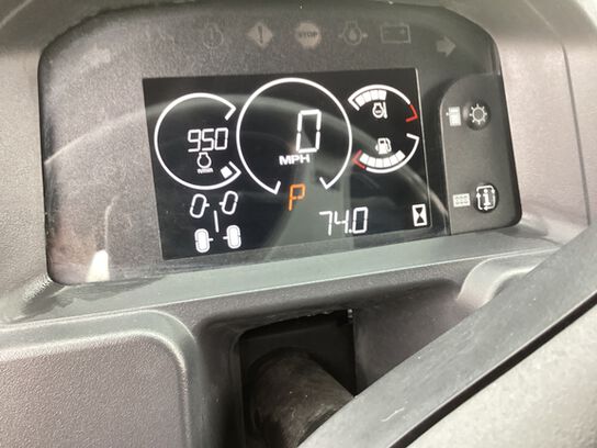 2024 XUV835M - 429708,  image number 13