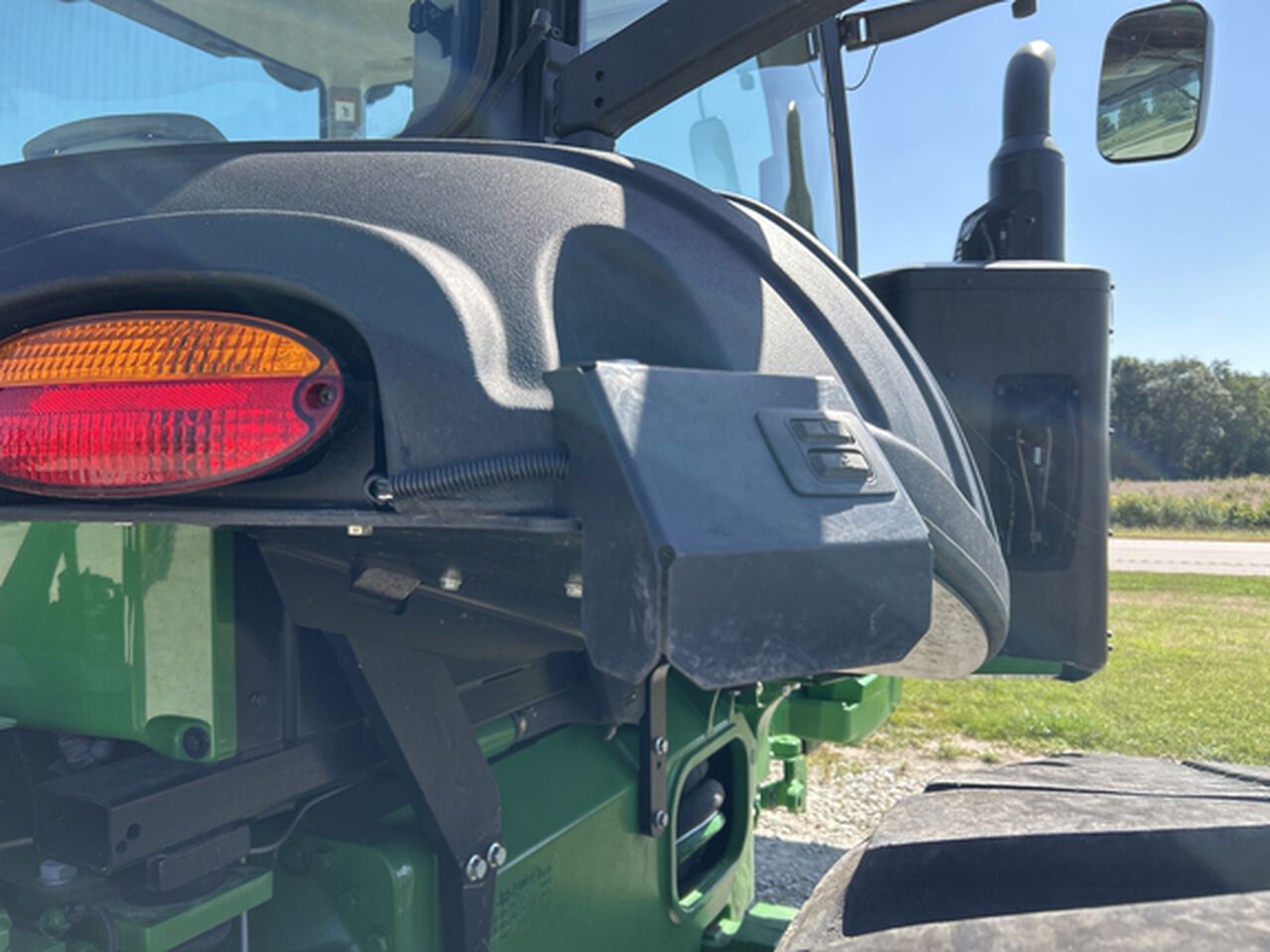 2015 8345RT - 441599,  image number 12