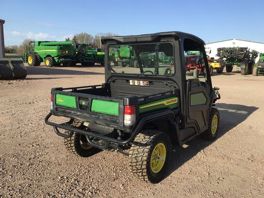 2023 XUV 835M - 412559,  image number 5