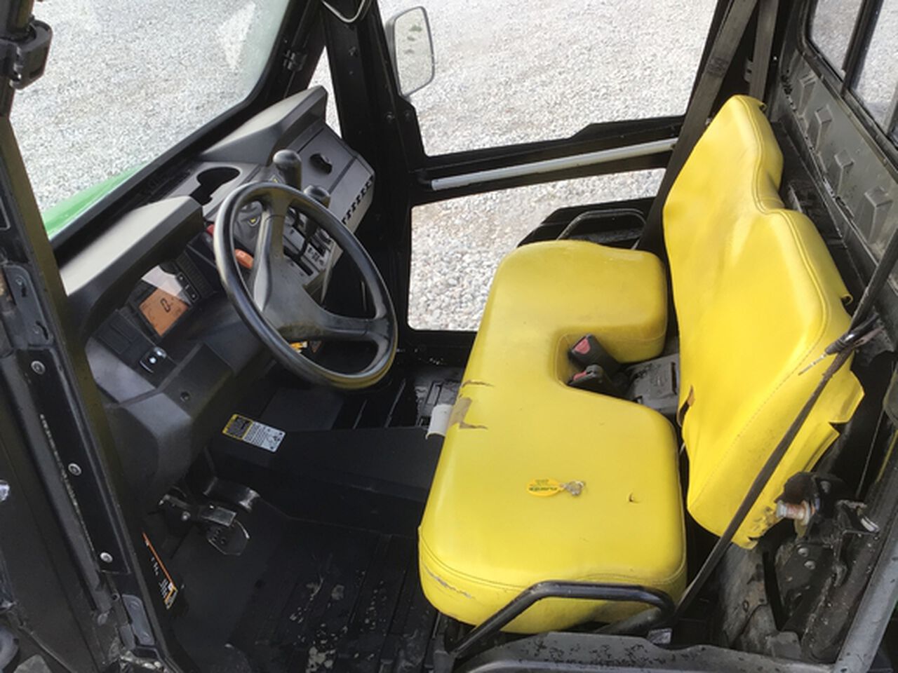 2016 XUV 590I - 437657,  image number 8