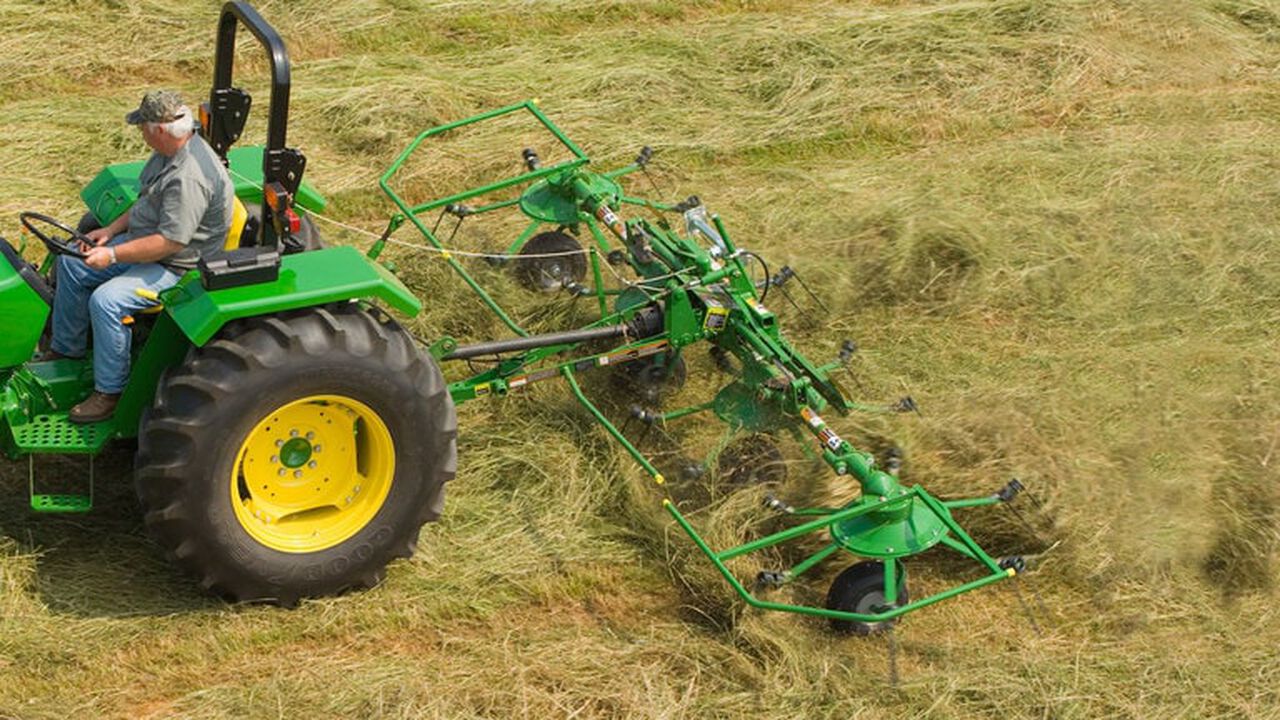 TD13 Series Hay Tedder,  image number 0