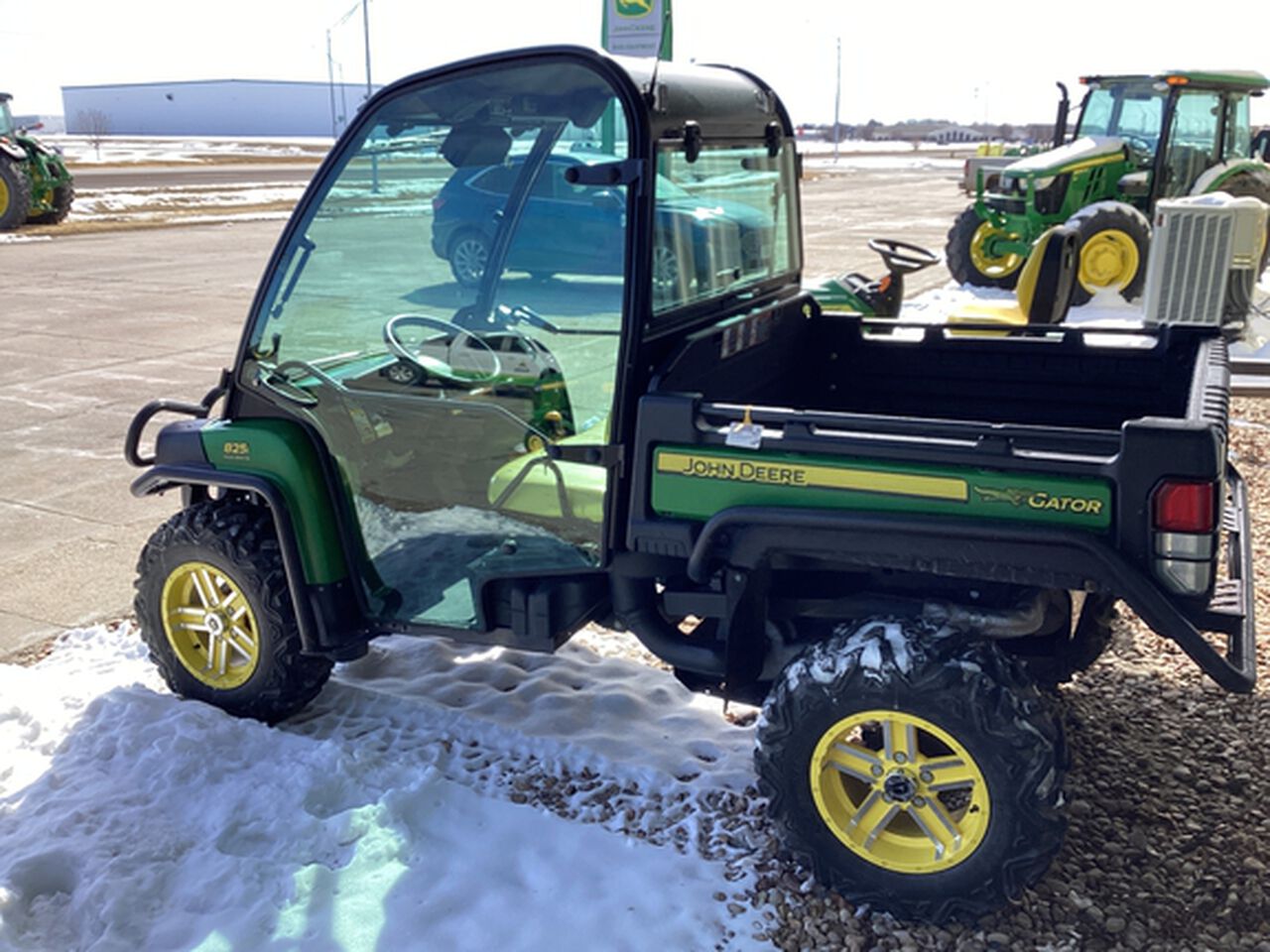 2013 XUV 825I GREEN - 443291,  image number 4