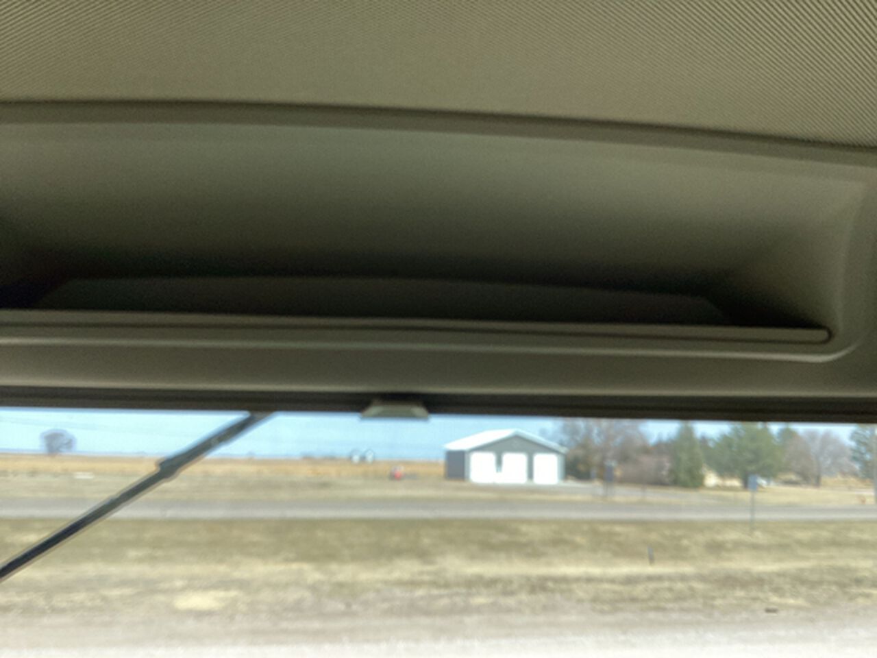 2025 8RX 370 - 441772,  image number 19