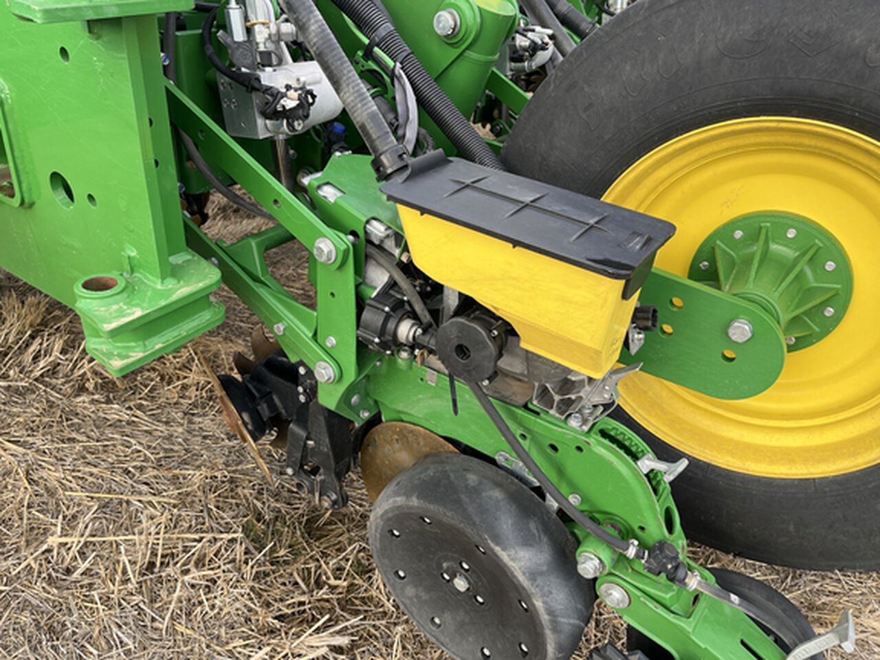 2019 1775NT - 441465,  image number 10