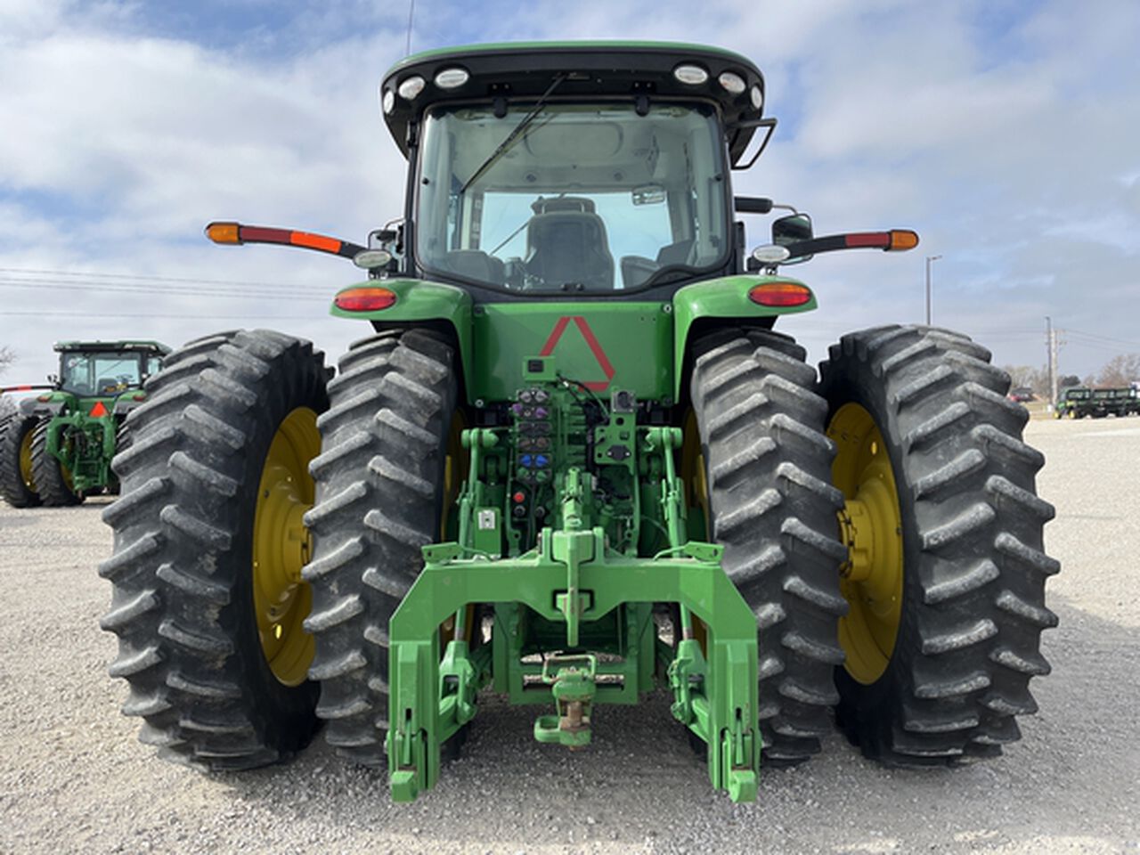 2017 8370R - 441497,  image number 4