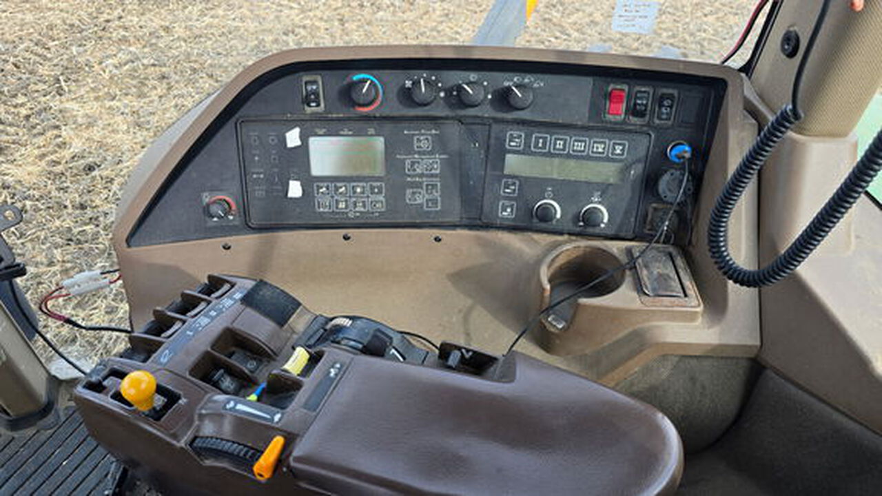 2002 8120 - 443219,  image number 13