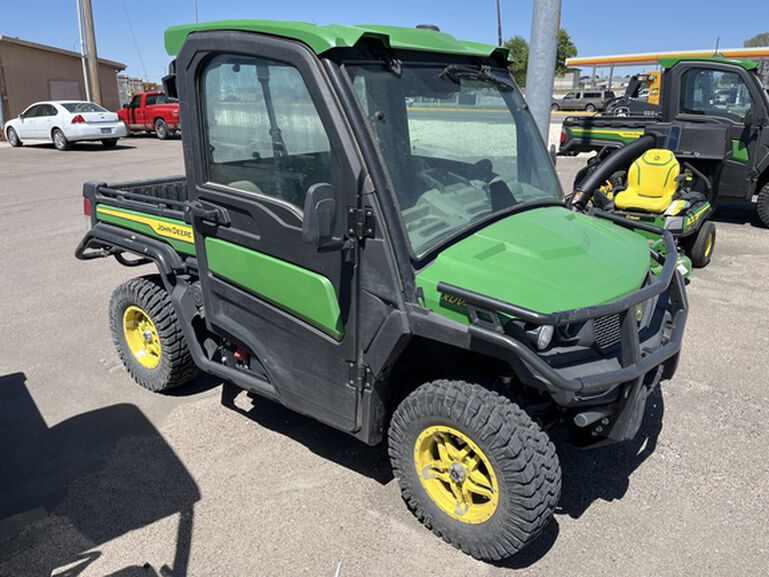 2023 XUV835R - 415287, 