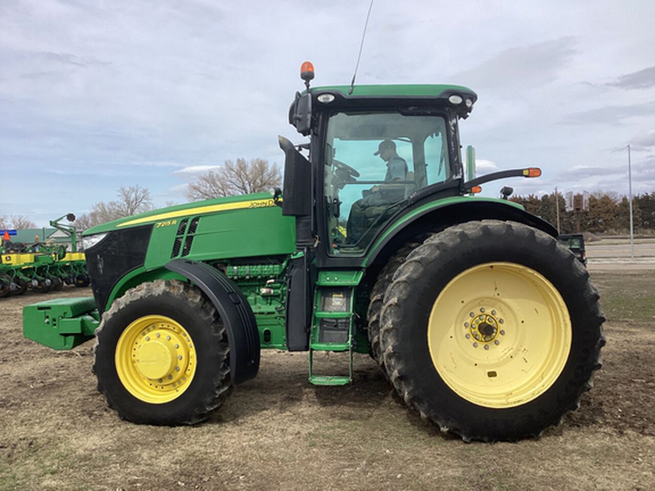 2013 7215R - 430506,  image number 5