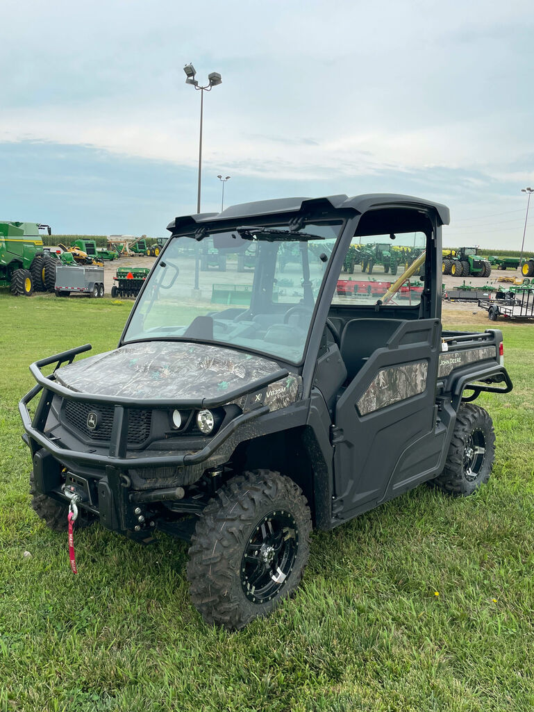 2024 XUV835M - 426626, 