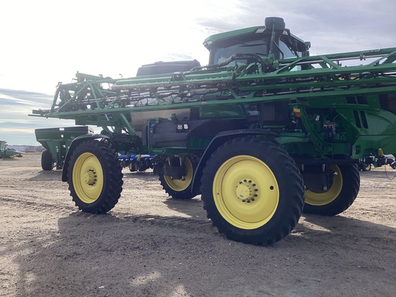 2024 412R - 442117,  image number 6