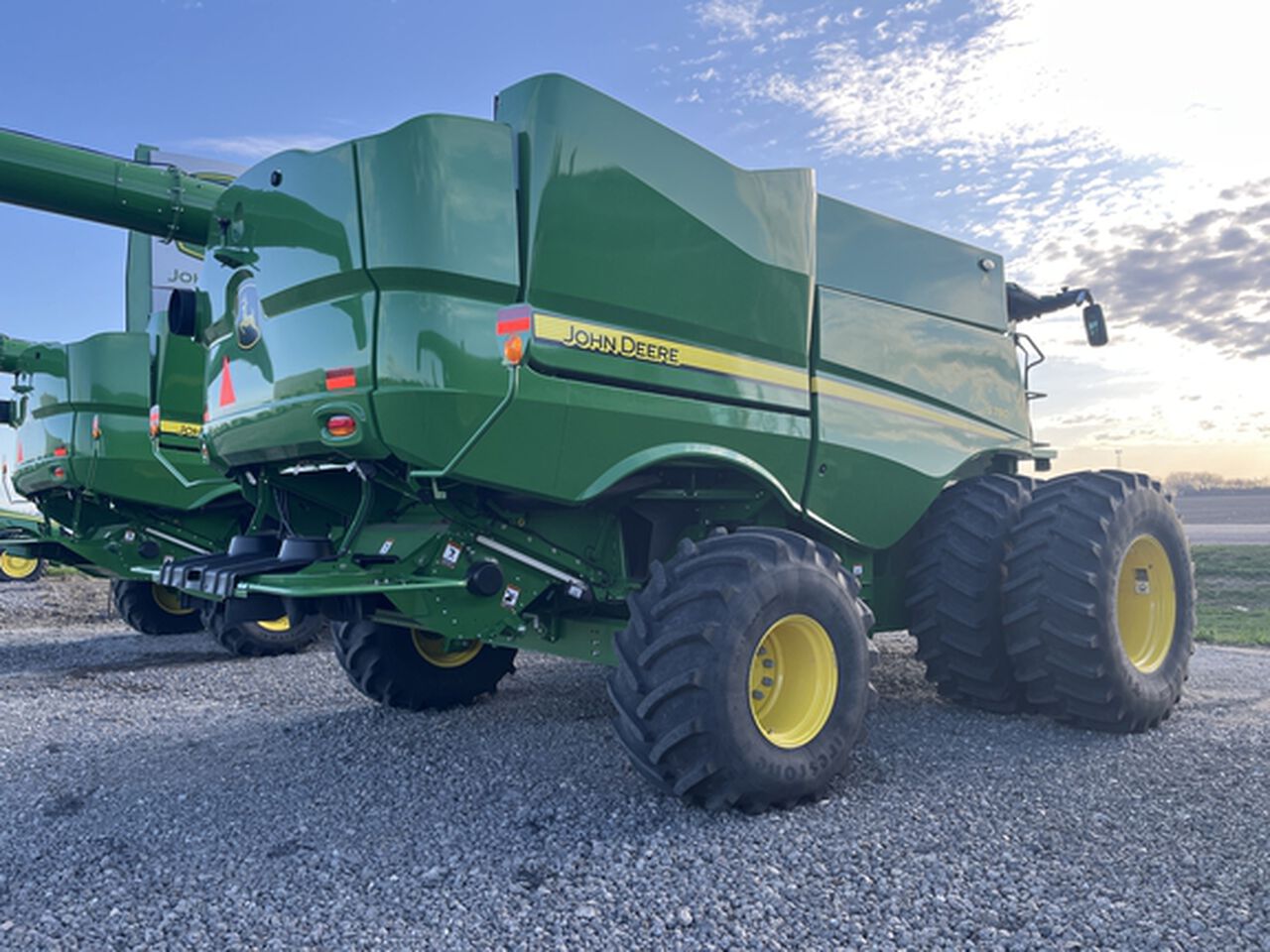 2023 S780 - 423835,  image number 2