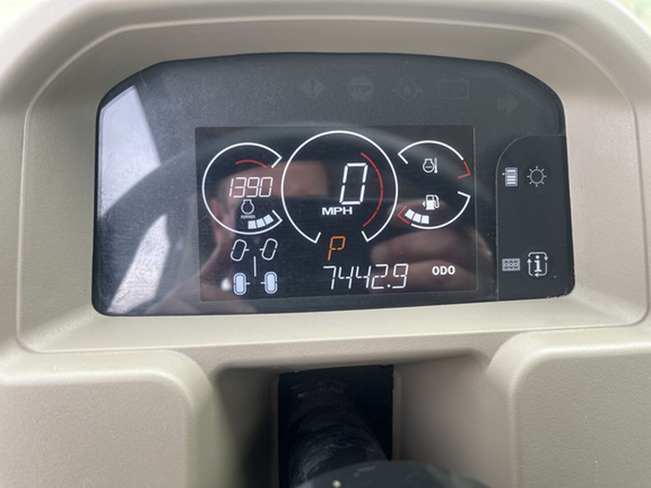 2022 XUV 835R - 428183,  image number 8