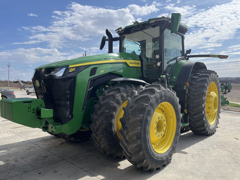 2023 8R 310 - 435403, 