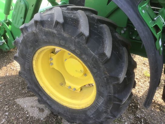 2019 5100M - 439636,  image number 17
