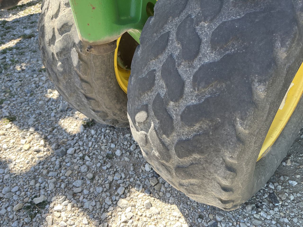 2010 1990 - 405553,  image number 16