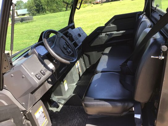 2024 XUV835M - 429707,  image number 7