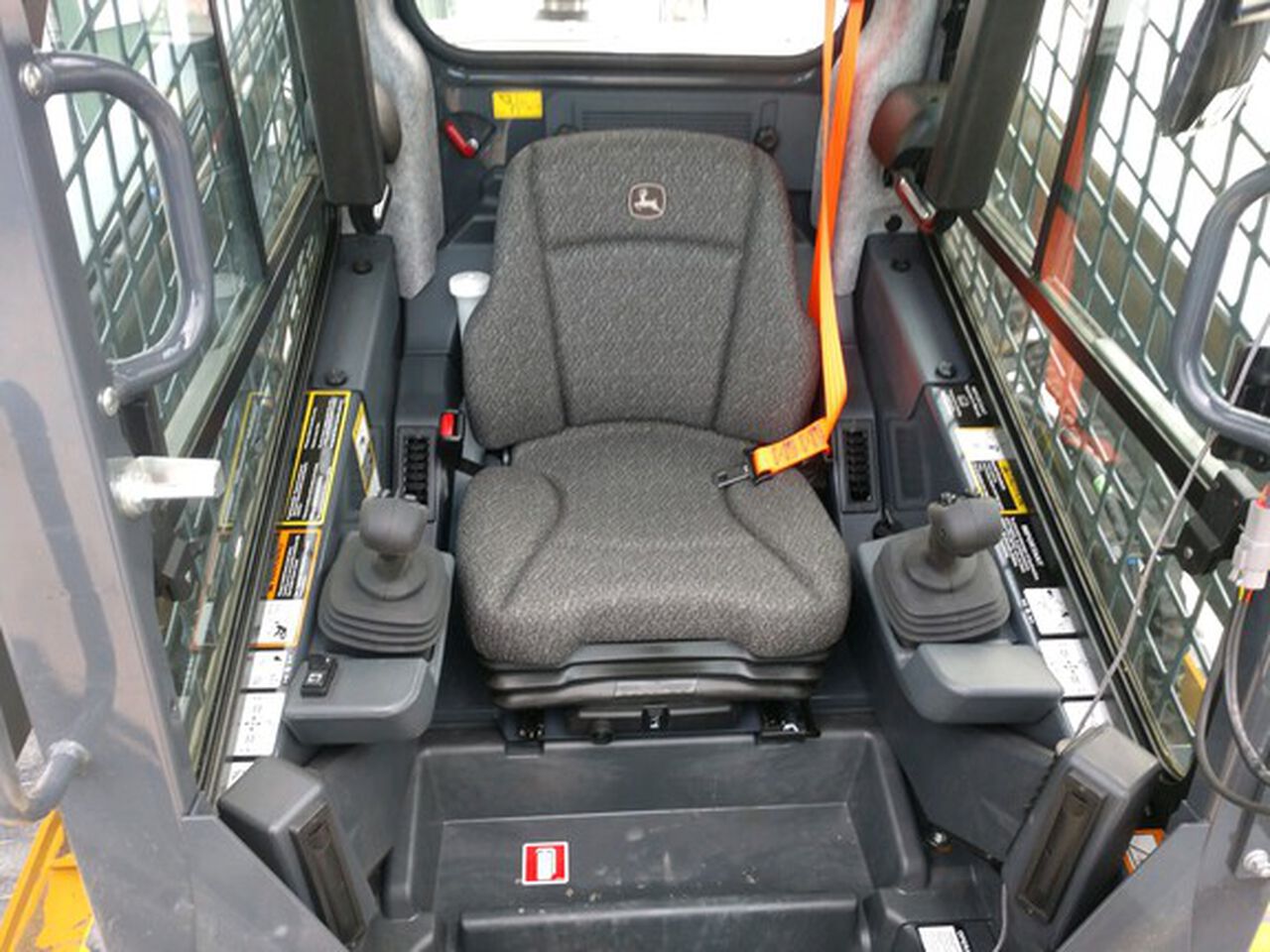 2023 333G - 430822,  image number 5