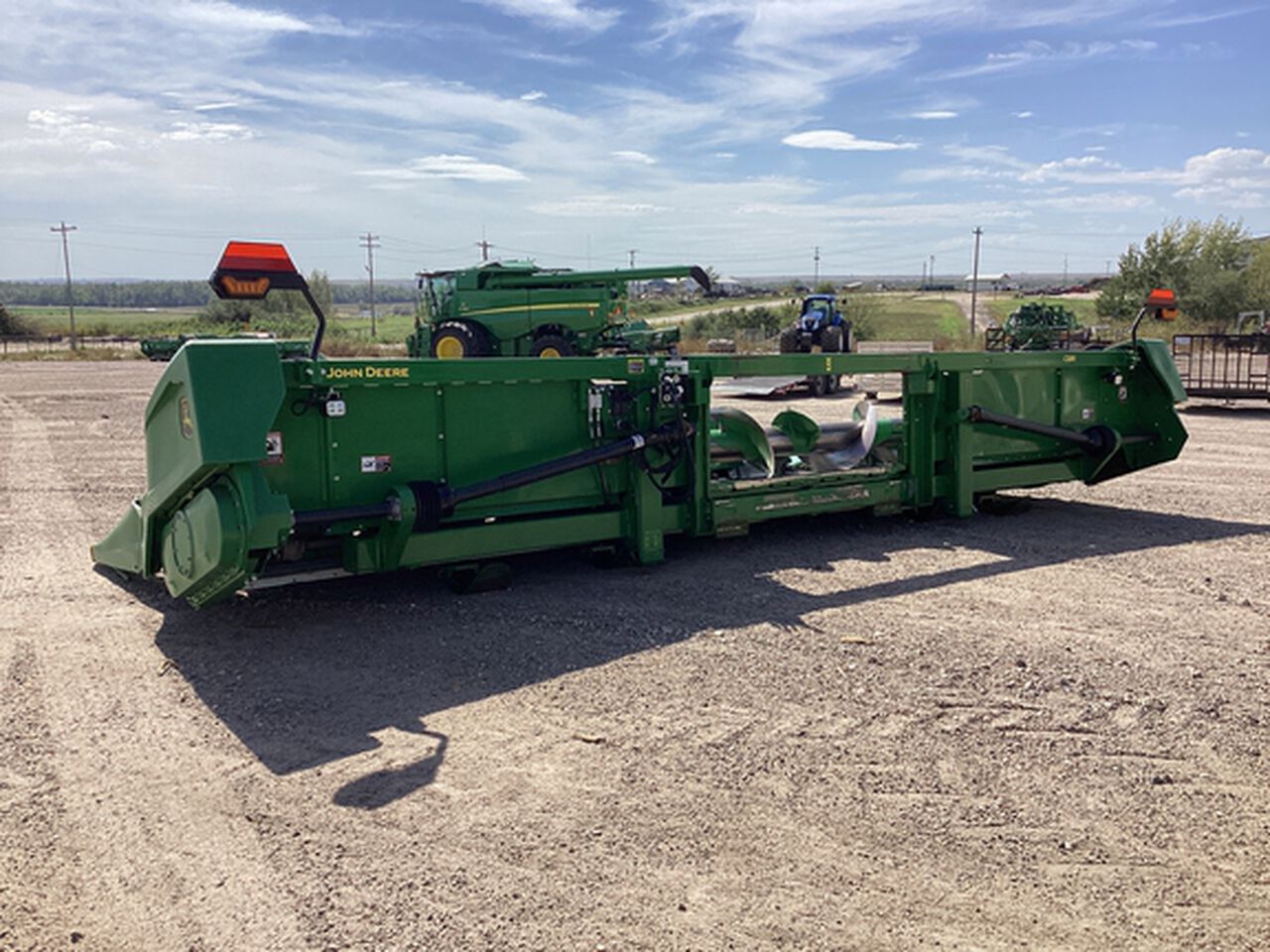 2022 C8R - 440968,  image number 9