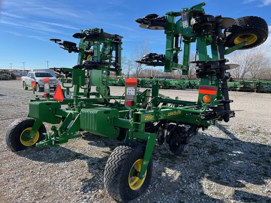 2023 2510H - 416636,  image number 3