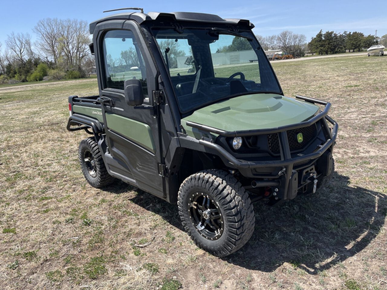 2023 XUV 835M - 444801,  image number 2