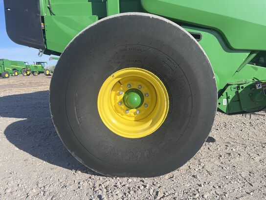 2019 560M - 435496,  image number 19
