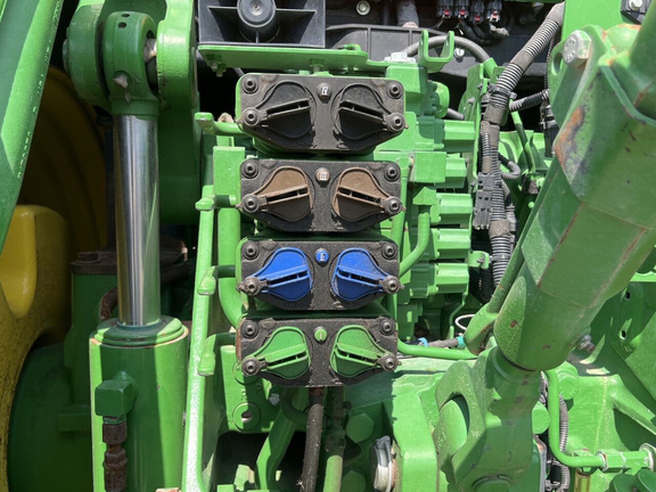 2021 8R 250 - 439027,  image number 15