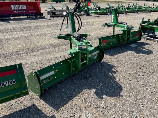 2022 RB2160H - 402393,  image number 3