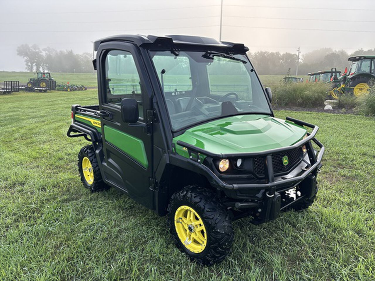 2023 XUV 835M - 445278,  image number 2
