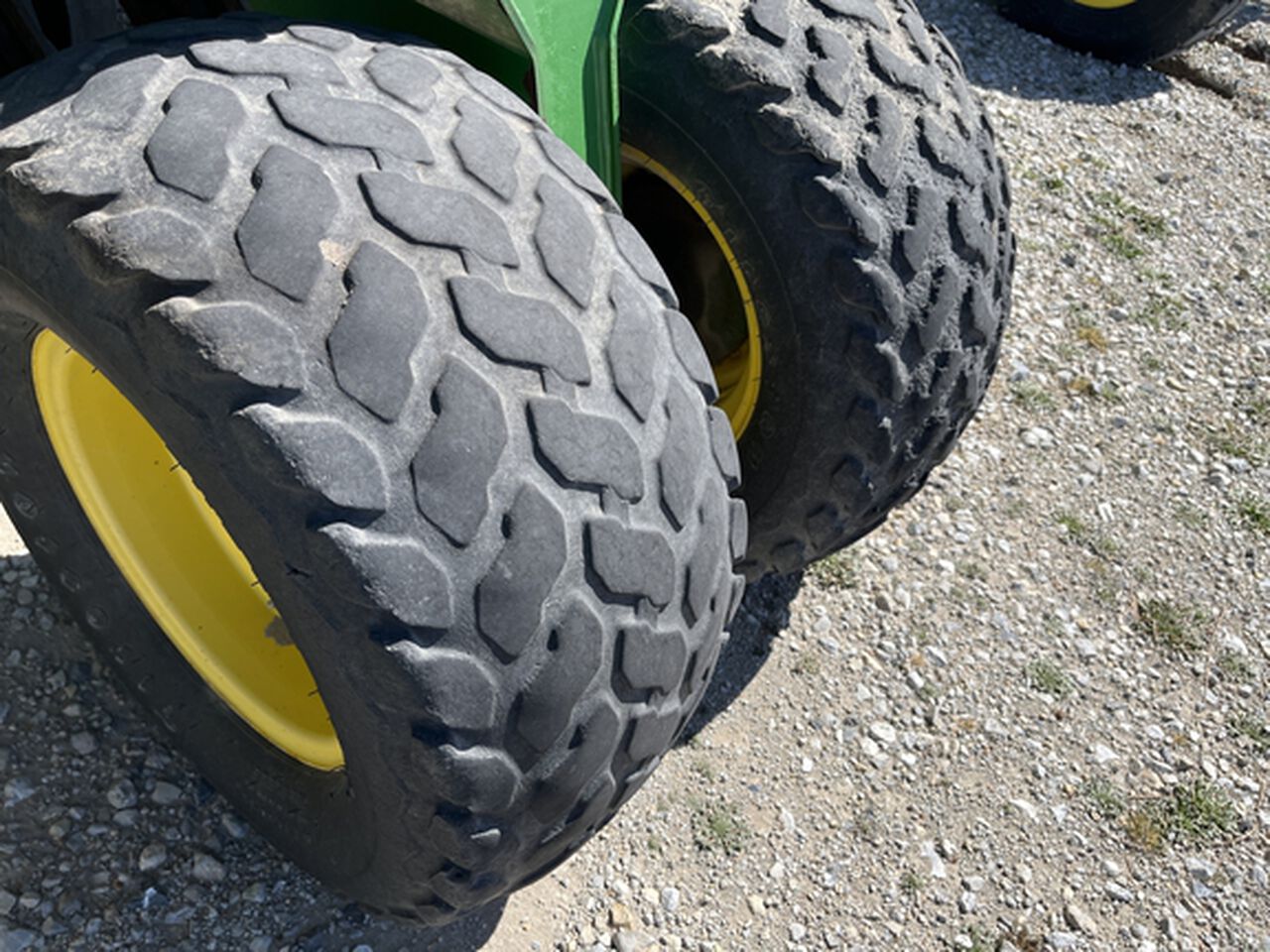 2010 1990 - 405553,  image number 13