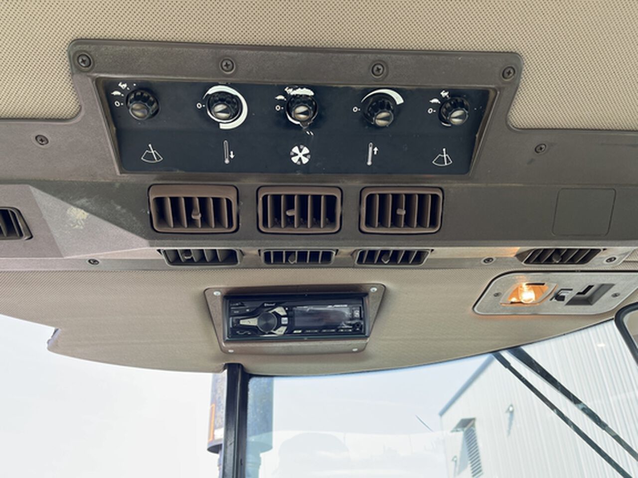 1989 4755 - 444748,  image number 11