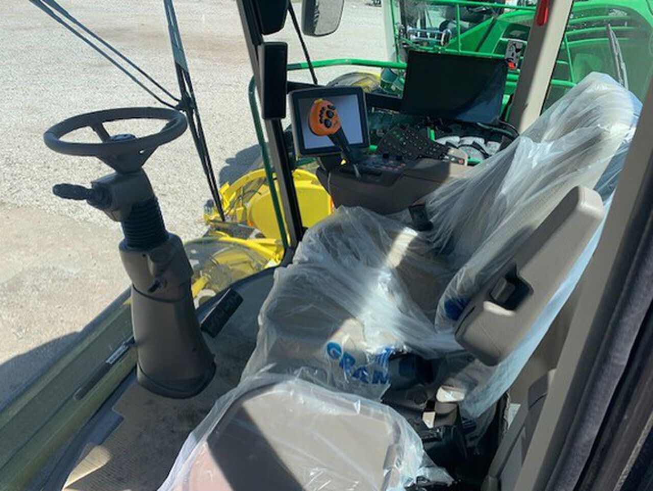 2025 9700 - 442107,  image number 4