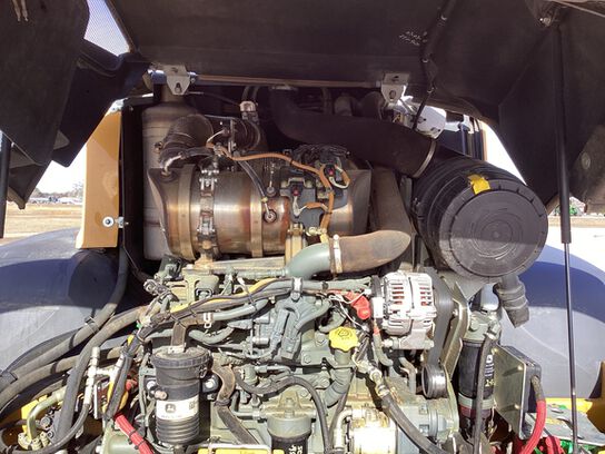 2018 344L - 443275,  image number 16