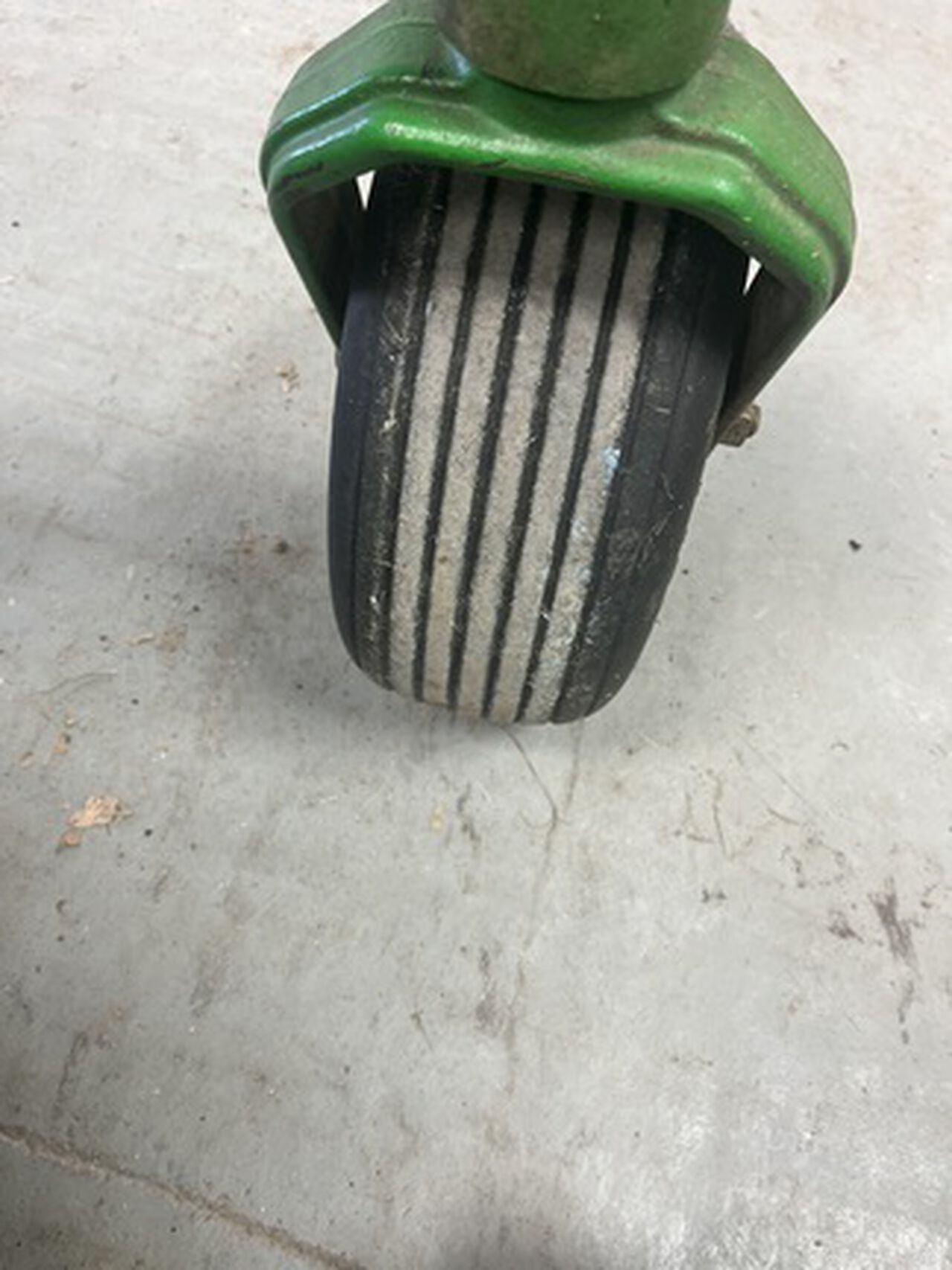 2024 Z930M - 444389,  image number 13