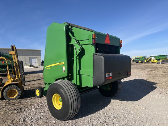 2019 560M - 435496,  image number 7