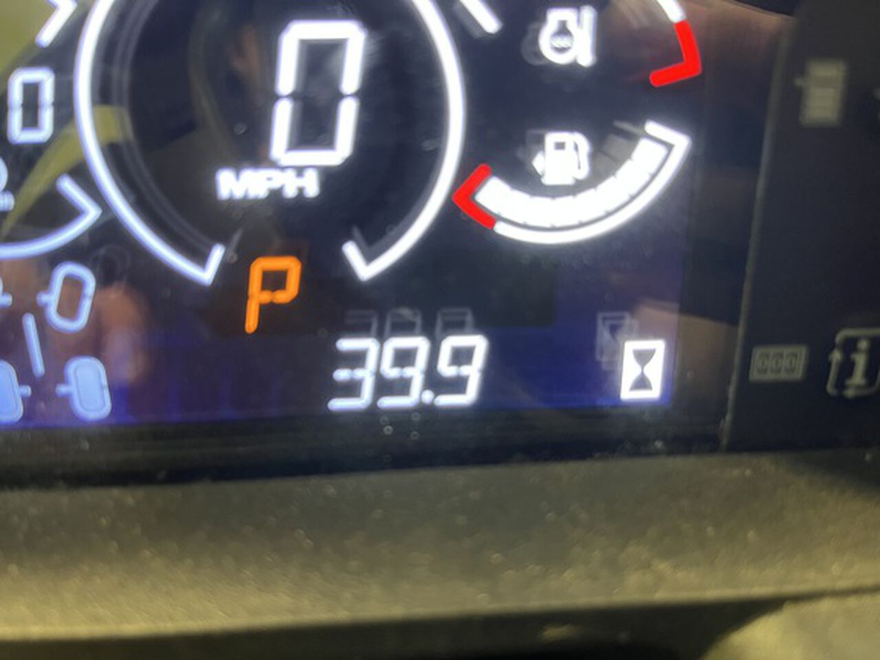 2024 XUV835M - 429704,  image number 11