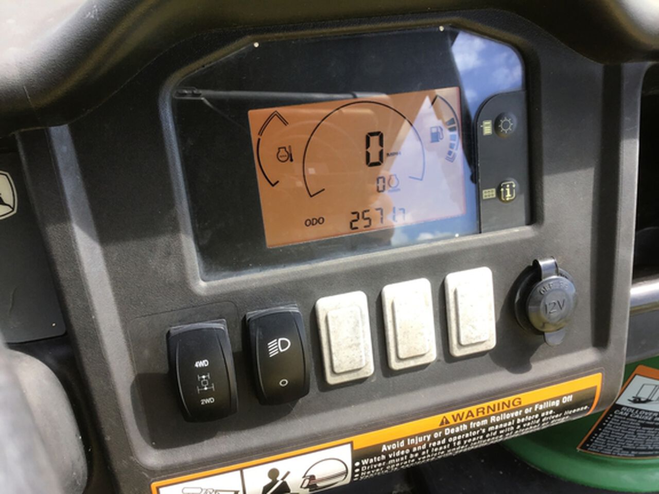 2018 XUV 825I S4 - 444732,  image number 6