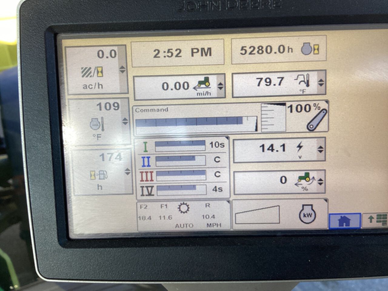 2012 8335R - 442843,  image number 26