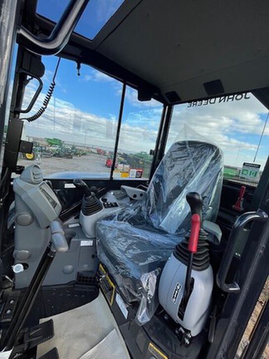 2024 60 P - 427343,  image number 7