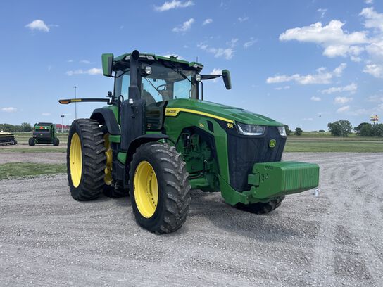 2021 8R 250 - 439027,  image number 2