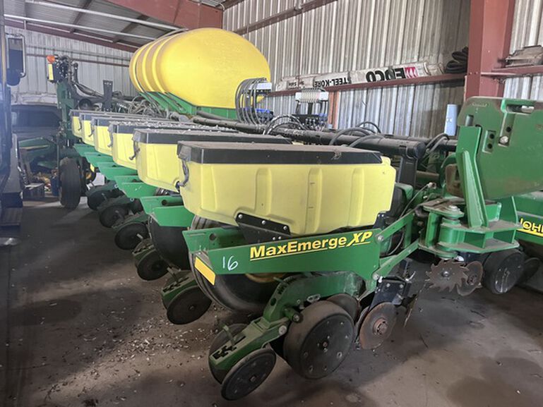 2008 1770NT - 442956, 