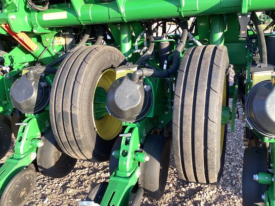 2023 1795 - 433950,  image number 28