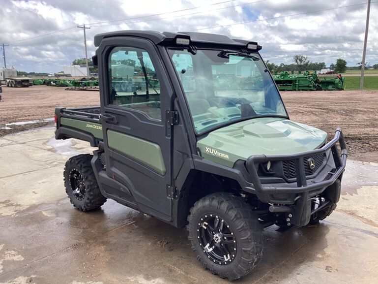 2018 XUV 835R - 439448, 