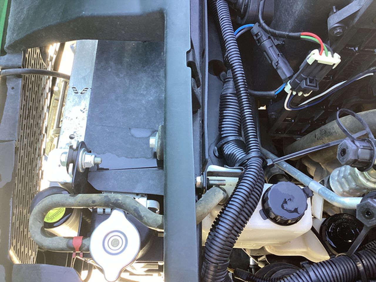 2020 XUV 835R - 429274,  image number 22
