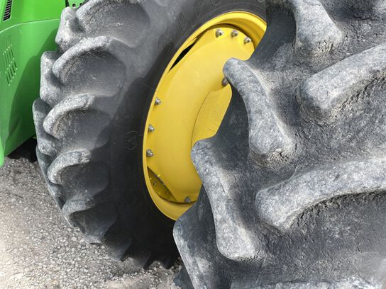 2017 8370R - 441497,  image number 25