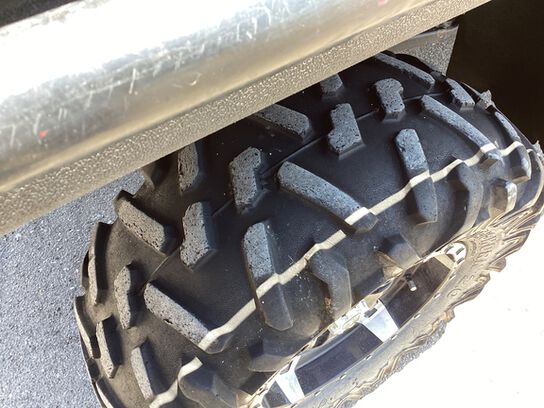 2017 XUV 825M - 446256,  image number 18